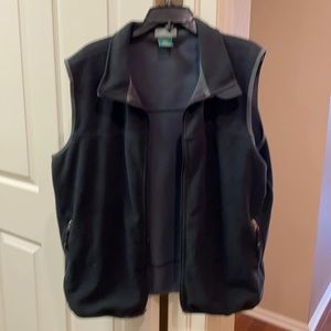 L.L. Bean fleece vest XL mens. Black